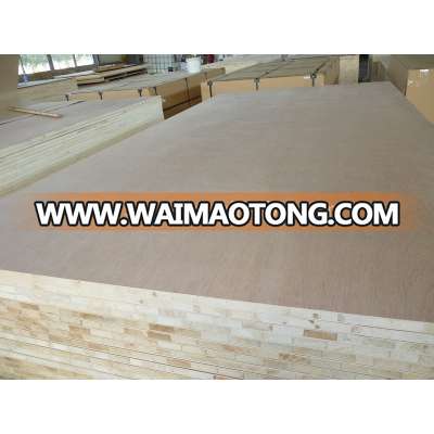 E1/E2/E0 glue pine core okoume face veneer blockboard